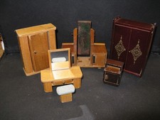 VINTAGE DOL TOI DOLLS HOUSE