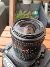 Nikon AF Nikkor 28-70mm 1:3.5-4.5 D Zoom Lens + Filters