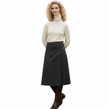 Ladies Knee Length 20' Kilt