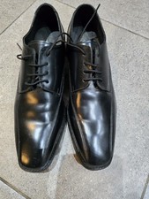 Samuel Windsor Black Leather
