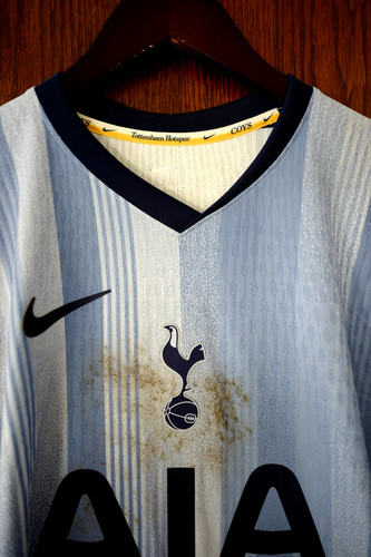 Match worn dejan kulusevski - match,