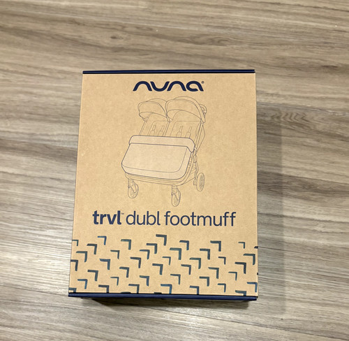 Nuna trvl dubl - footmuff, caviar