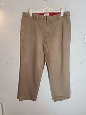 DOCKERS RELAXED FIT 38 X 32