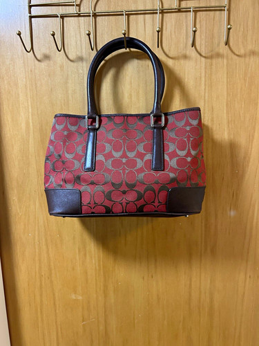 Coach signature logo - coach, &