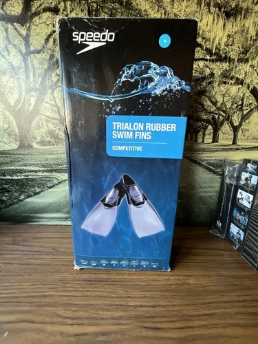 Speedo swim fins - 7.5, (38)
