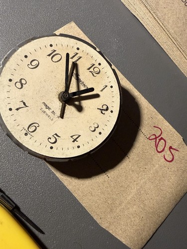 Antique ingersoll clock - ingersoll,