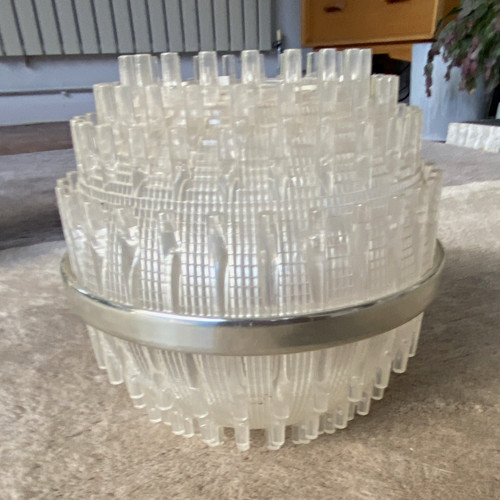 Clear textured plastic globe