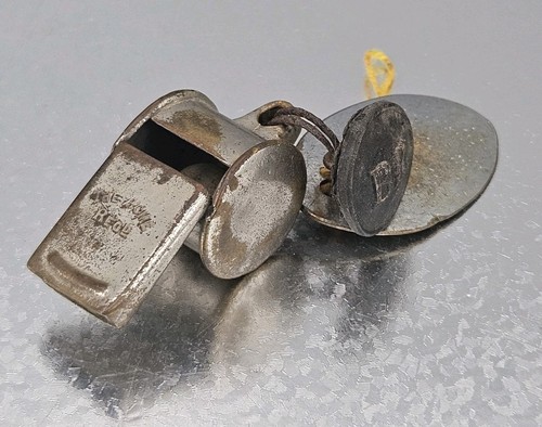 Antique acme 185 - antique, whistle