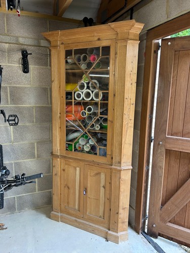 Pine corner display unit - ,