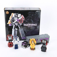 Transformers Tigerwing Menasor