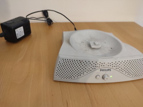 Philips multimedia base - philips,
