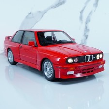 BMW M3 E30 1987 - 1:24 Scale Diecast Model Classic Car Red