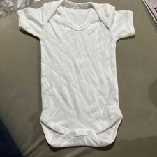 White Baby Grows 0-3 Months