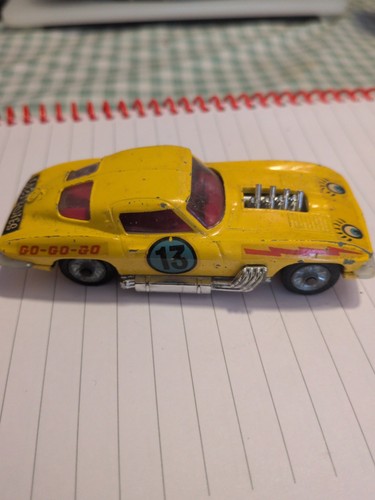 Corgi toys chevrolet - toys,