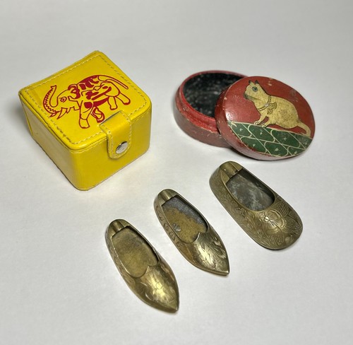 Vintage etched brass slipper - etched,