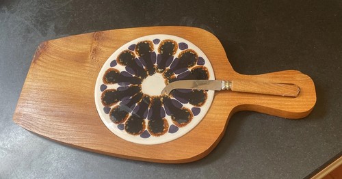 Vintage tile cheeseboard with - tile,