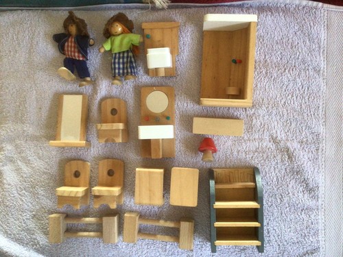 Collection pieces of - a, 16