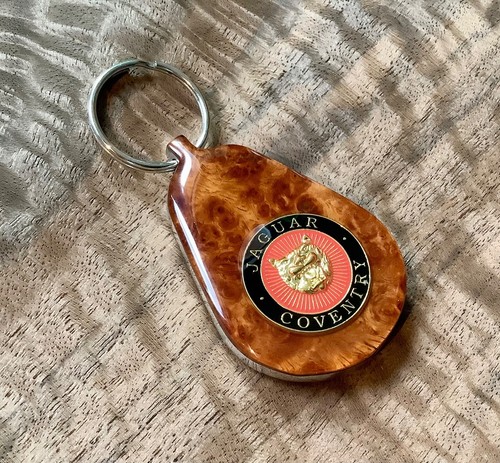 Jaguar burr walnut keyring - burr,