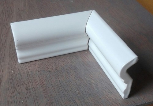 Packs subway border dado - border,
