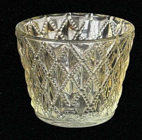 Clear diamond cut - clear,