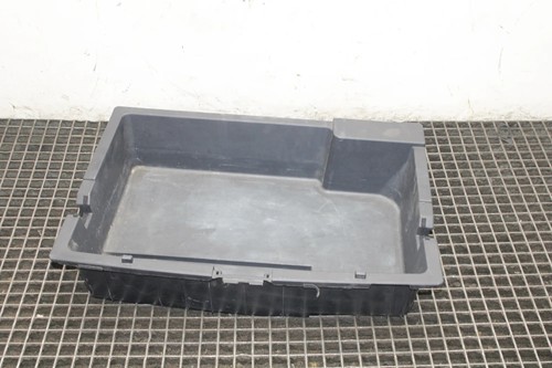 Lexus zwa10 200h - ct, boot