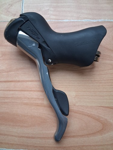 Shimano tiagra 4600 - st-4600, left