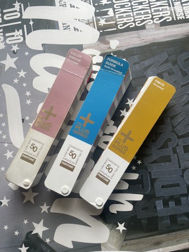 Pantone solid uncoated 2013 - pantone,