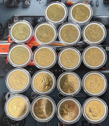 Souvenir medallion coins - 18,