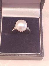 18ct White gold Southsea pearl