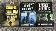 Robert Ludlum Books Bundle X 3 Bourne Series Paperbacks F1