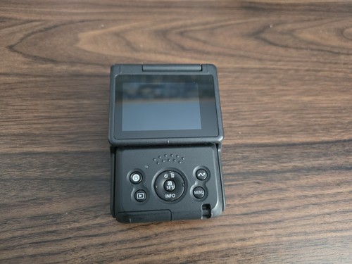 Canon powershot v10 vlogging - canon,