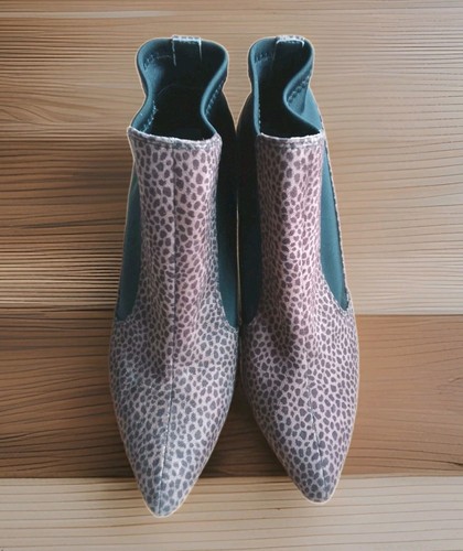 Size 3 5 - size, suede