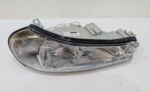 Ford mondeo mk2 headlight - ford,