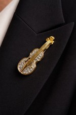 VINTAGE Violin Brooch Gold