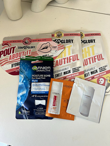 Soap glory garnier - &,