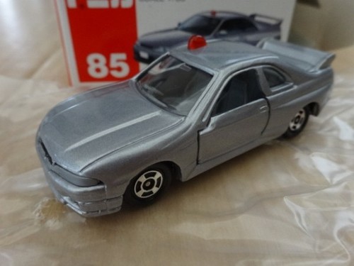 Tomica nissan skyline - no.85,