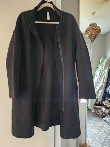 Ischiko black virgin wool - virgin,