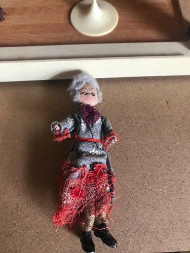 Vintage dolls house - vintage,