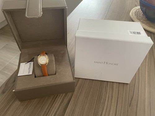 Saint honore charisma - saint,