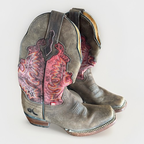 Big bull women - big, boots