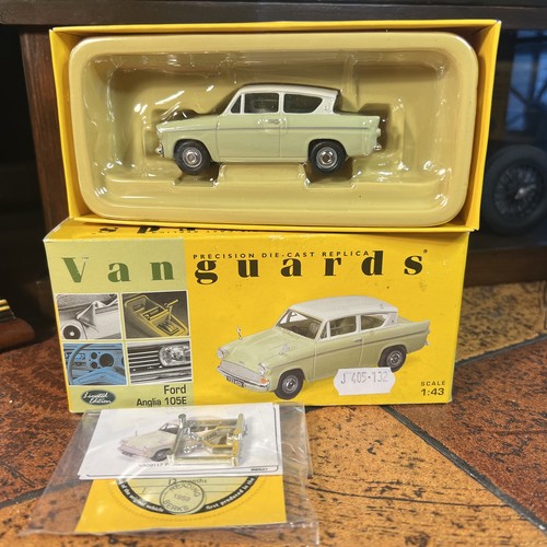 Vanguards ford anglia pale - vanguards,