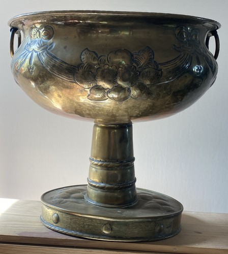 Large vintage deep embossed - large,