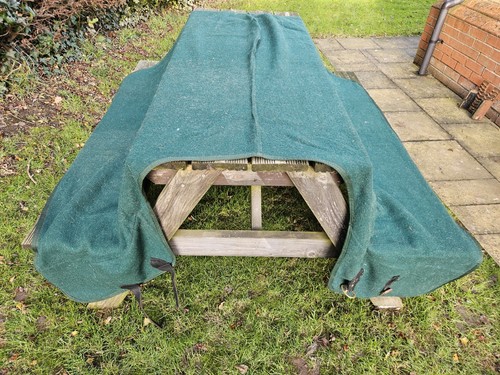 Green woollen heavy horse - woollen,