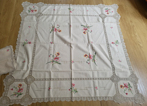 Vintage hand embroidered - vintage,