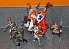 Papo Plastic mounted toy knight figure & 2 foot knights + Robin Hood