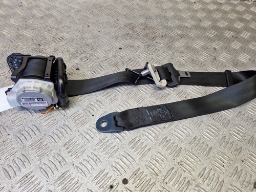 Peugeot partner seat belt - seat,