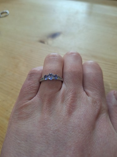9ct white gold - , and