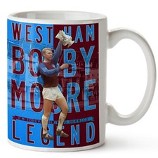 BOBBY MOORE Mug WEST HAM