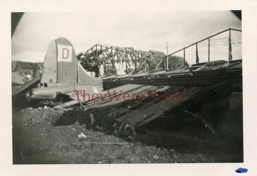 Wwii photo 100th - photo-, bomb