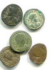 5 base coins n03  detector find,all around 20mm